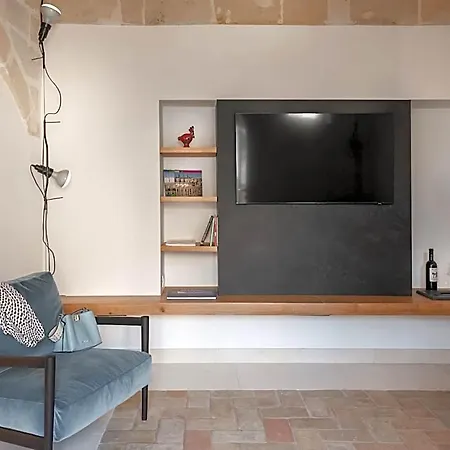 Domus De Armenis 山林小屋
