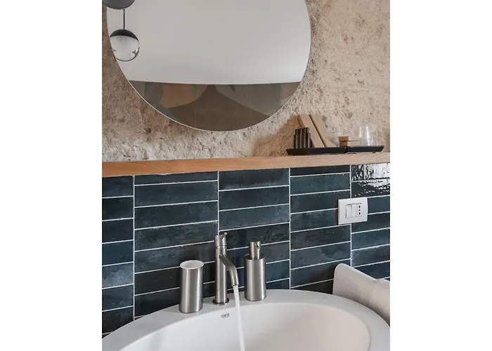 Lodge Domus De Armenis